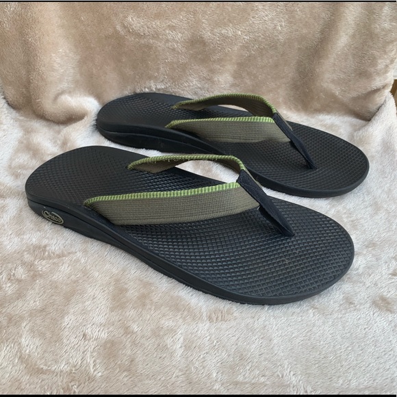 chaco flip flop sandals